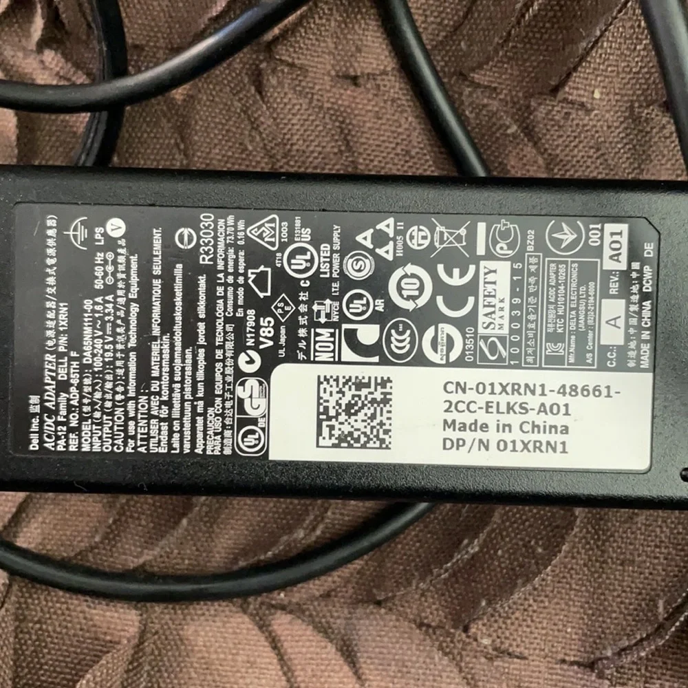 Dell 65w ac adapter in great working condition.